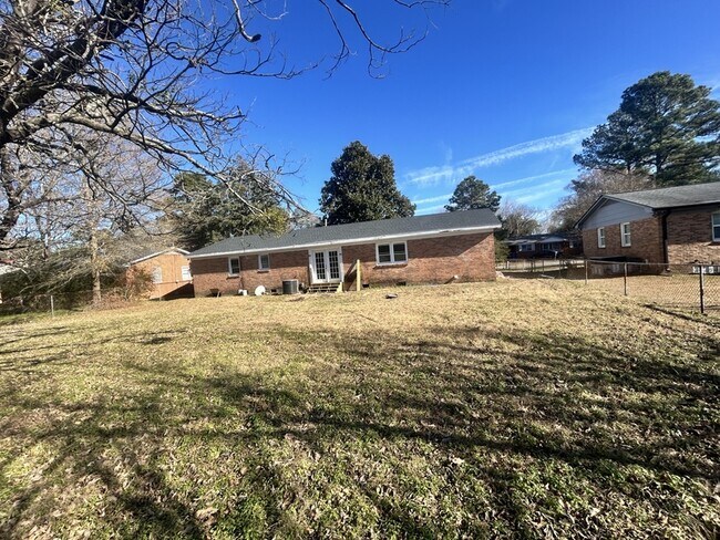 Building Photo - 6311 Glenlea Cir