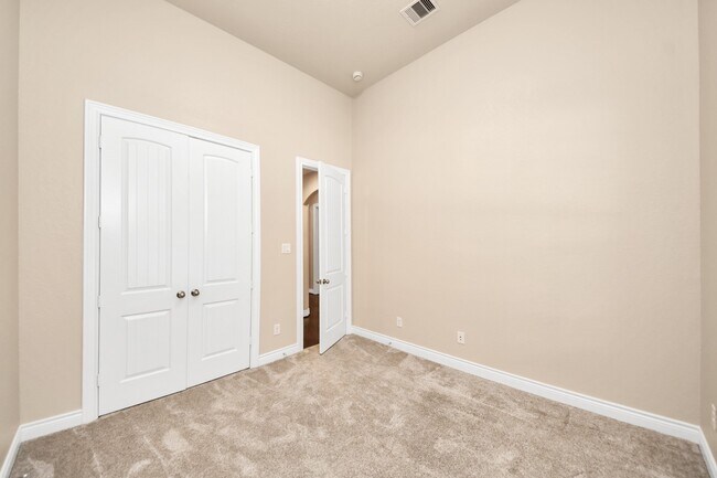 Building Photo - 24219 Peralta Glen Ln