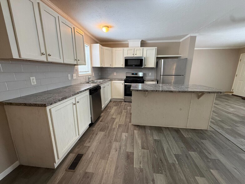 Building Photo - 71508 St Howard Ct