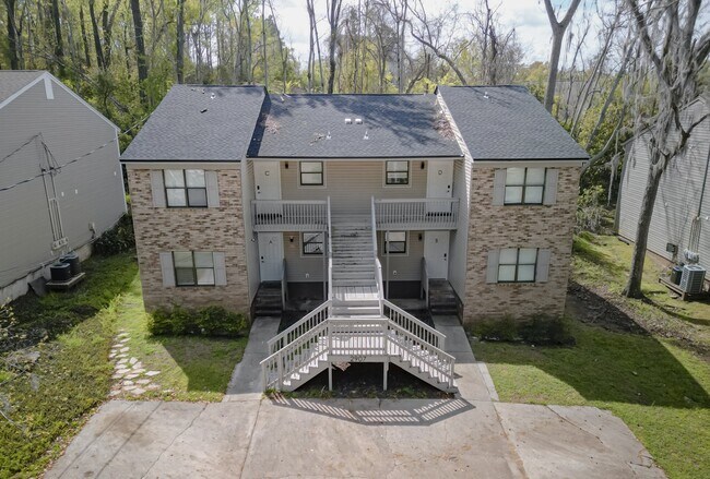 Building Photo - 2907 Woodrich Dr