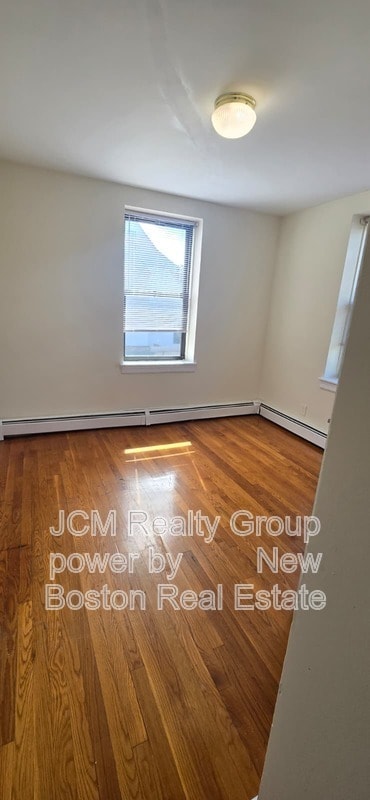 Building Photo - 11 Victory Rd