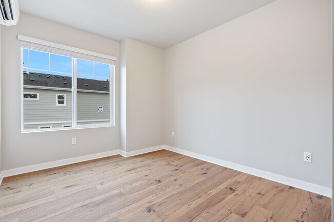 Building Photo - NEW CONSTRUCTION - 4 Bed | 3.5 Bathroom | ...