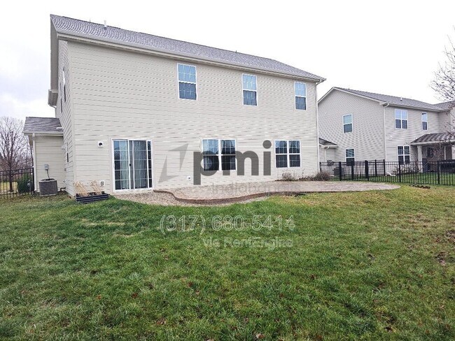 Building Photo - 5240 Castamere Dr