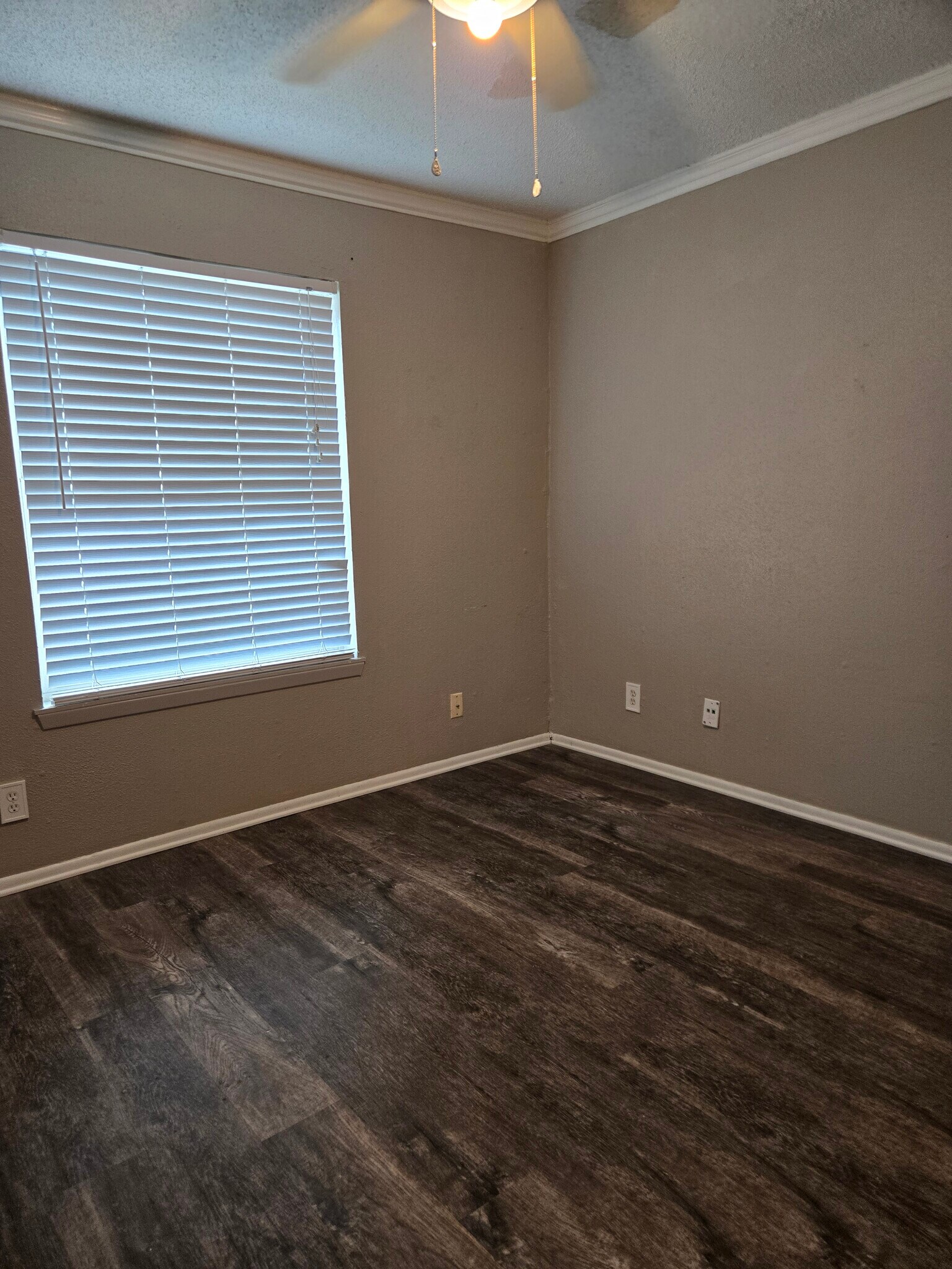 Building Photo - 1819 Babcock Rd