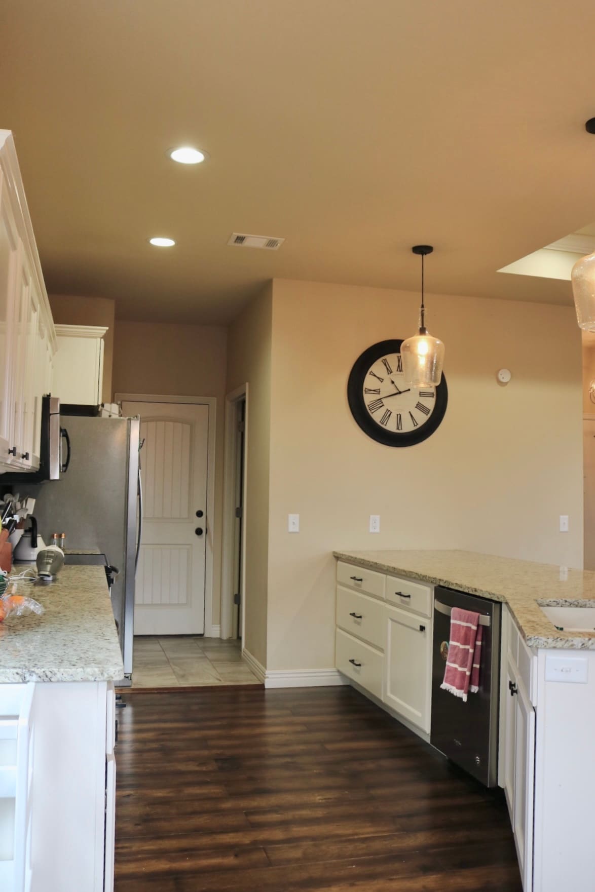 Kitchen - 5 Dolphin Cir