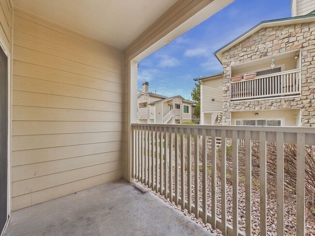 Building Photo - Gated Community with Pool & Clubhouse