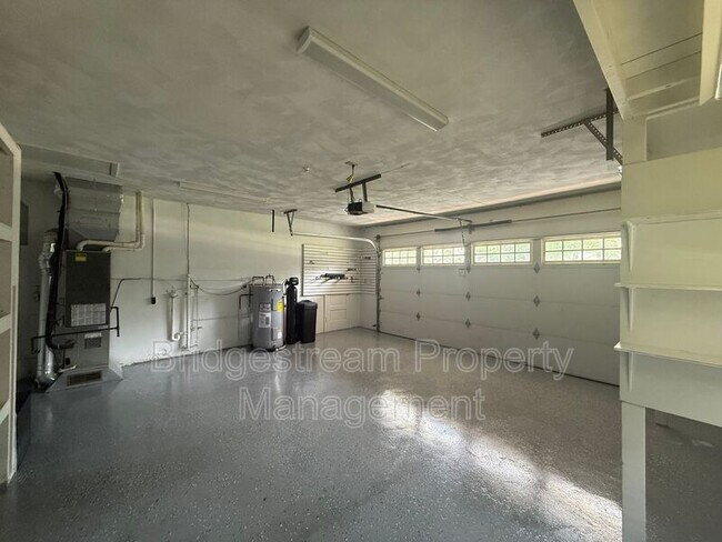 Building Photo - 2708 Ater Dr