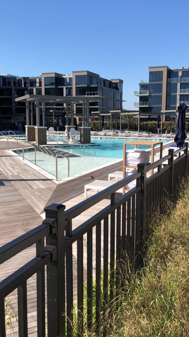 Building Photo - 30 Melrose Ter