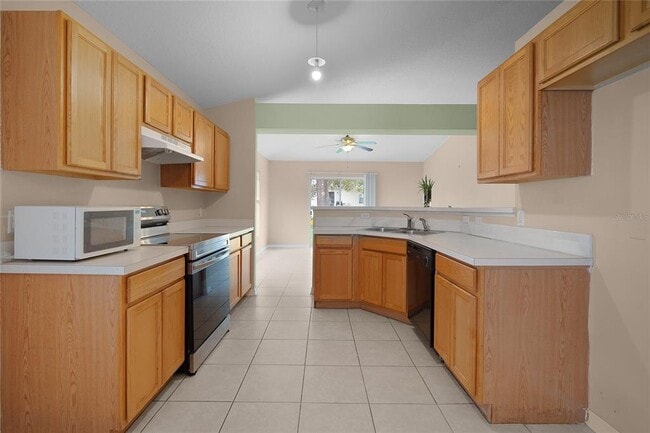 Building Photo - 265 Jocelyn Dr