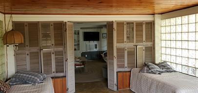 Building Photo - Charming beach house in beautiful New Smyrna Beach