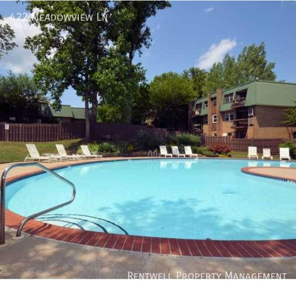 Building Photo - RECENTLY UPDATED 3 Bedroom - 2 Bath Condo ...