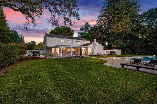 Building Photo - 243 Selby Ln