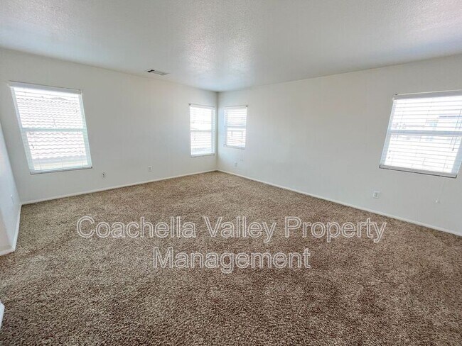 Building Photo - 62806 Kitetail Dr