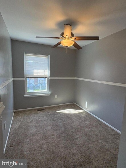 Building Photo - 3810 Glenview Terrace