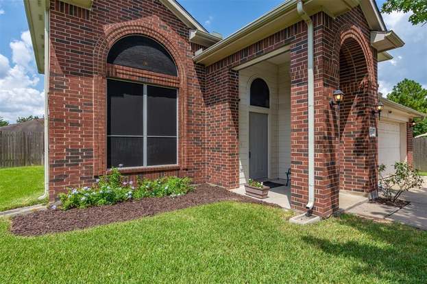 Building Photo - 17523 Poplar Canyon Ln