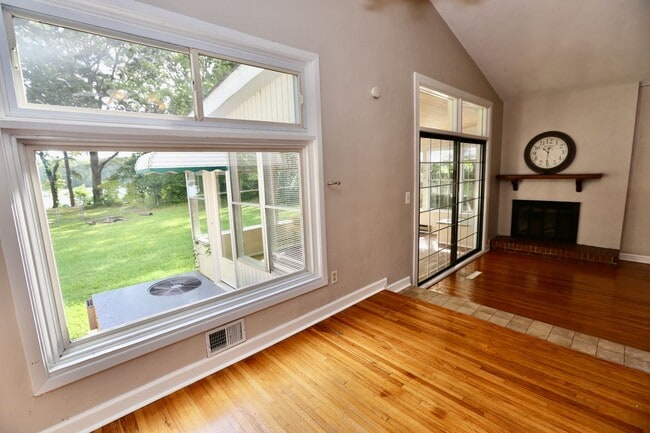 Building Photo - Available 06-22-26! Updated Waterfront Home! Extras Like Workshop & Sunroom, Pet Friendly, Hardwo...