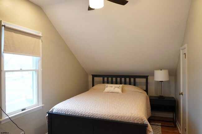 Building Photo - 101 W Meyran Ave