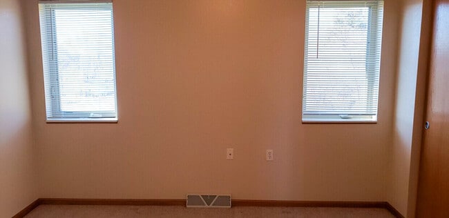 Building Photo - 2019 Barber Dr