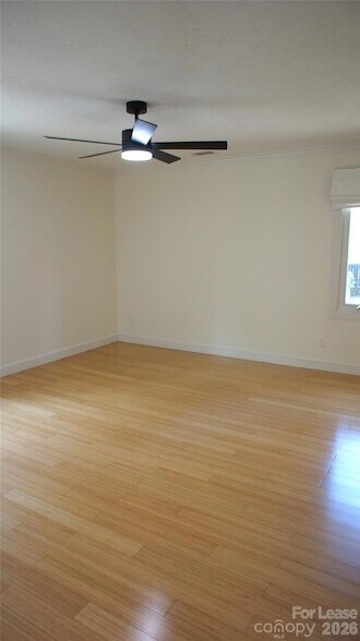 Building Photo - 4400 Woods End Ln
