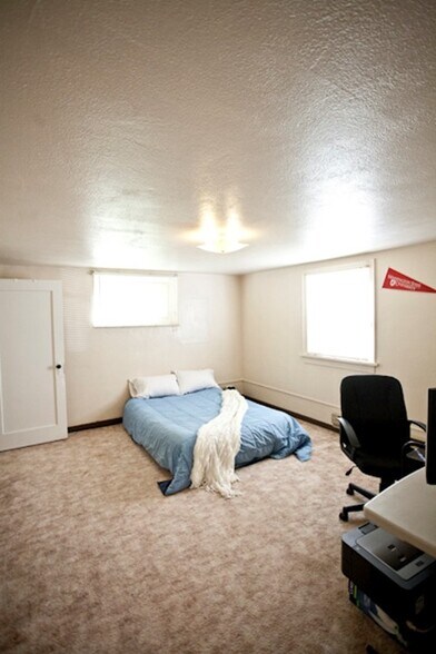 #B-230Daniel - BR1 - 230 SE Daniel St