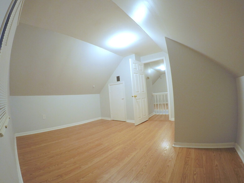 Bedroom 3 - 12246 S Aberdeen St