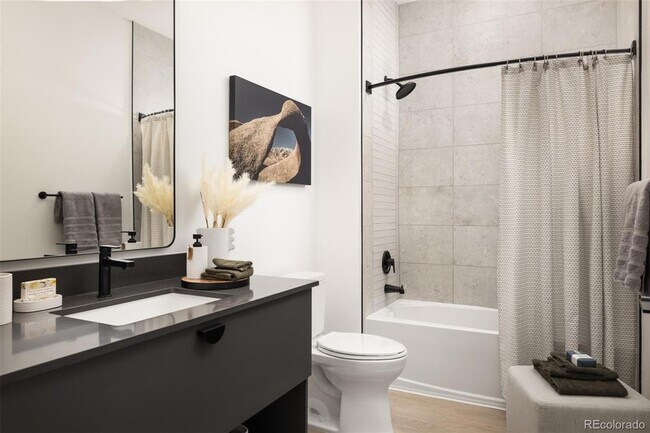 Building Photo - 1521 Hooker St