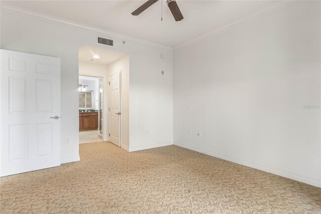 Building Photo - 1102 Sunset View Cir