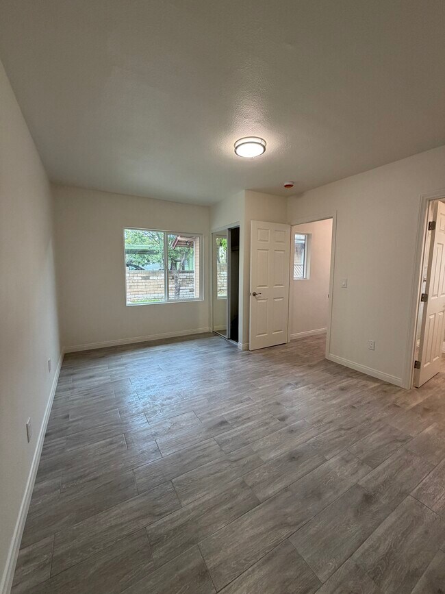 Bedroom - 223 E Colorado Blvd