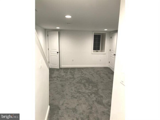 Building Photo - 126 N Wayne St