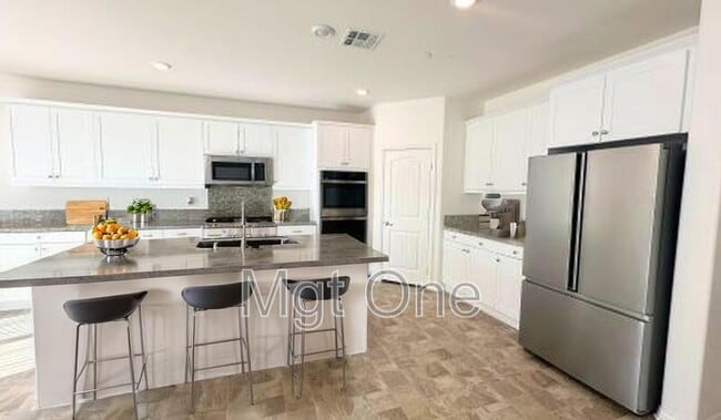 Building Photo - 28777 Outlaw Wy