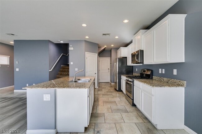 Building Photo - 5674 Cascadia Ct