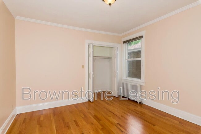 Building Photo - 867 N Ogden St
