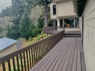 Building Photo - 17265 Mountain Dr