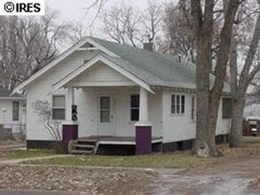 Building Photo - (2006 7th Avenue)