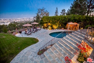 Building Photo - 1131 Miradero Rd