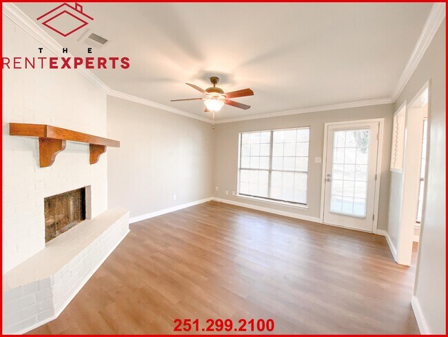 Building Photo - 1075 Seven Hills Curve S