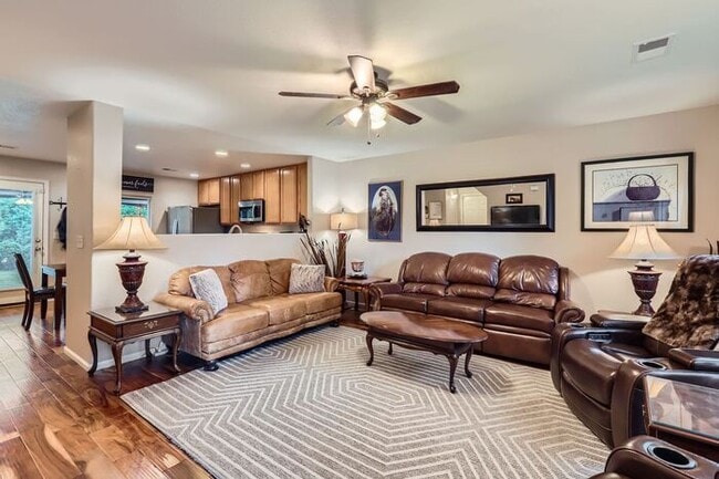 Building Photo - Updated 4-Bedroom with Serene Outdoor Spac...