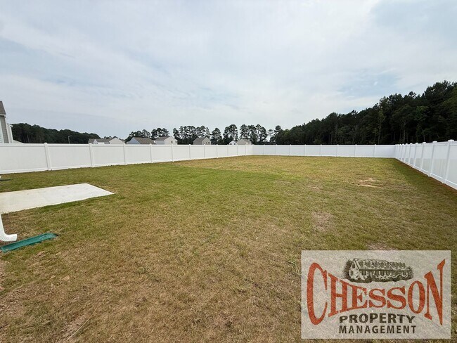 Building Photo - 3913 Falcon Ct