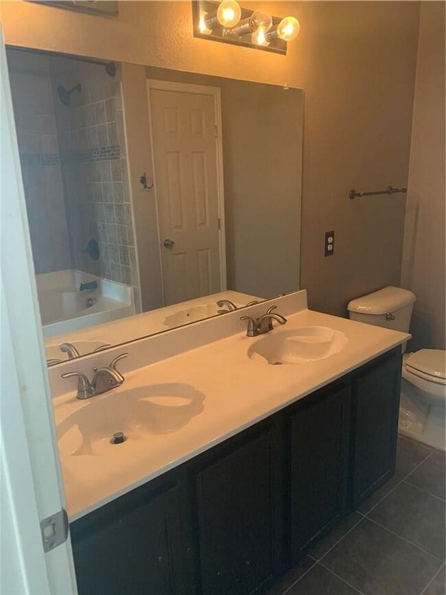 Building Photo - 5416 Pandale Valley Dr