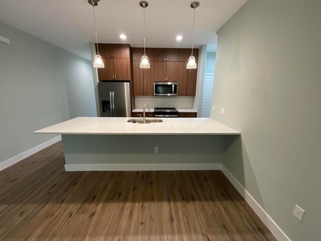 Building Photo - 820 Paddleboard Ct