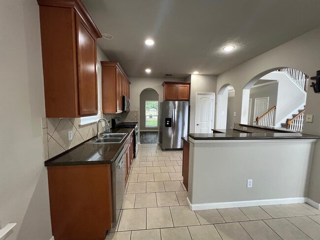 Building Photo - 3821 Armand Dr