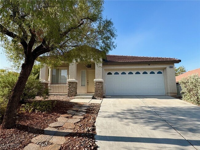 Primary Photo - 10668 Oak Apple Ave