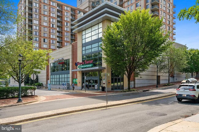 Building Photo - 11750 Old Georgetown Rd