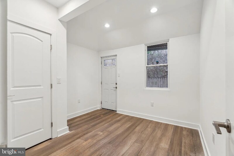 Building Photo - 2146 N Van Pelt St