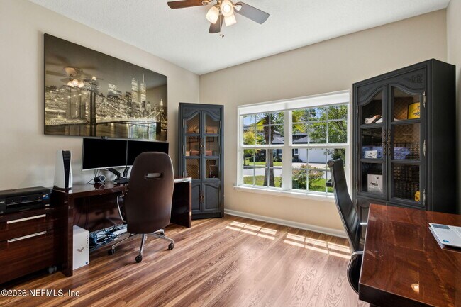 Building Photo - 81056 Leeside Ct