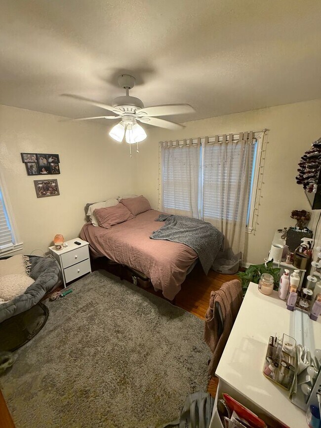 Building Photo - 3/2 Single Family Home Close to FSU!