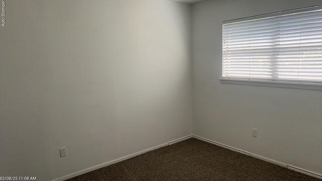 Building Photo - 212 Hallbrook Dr