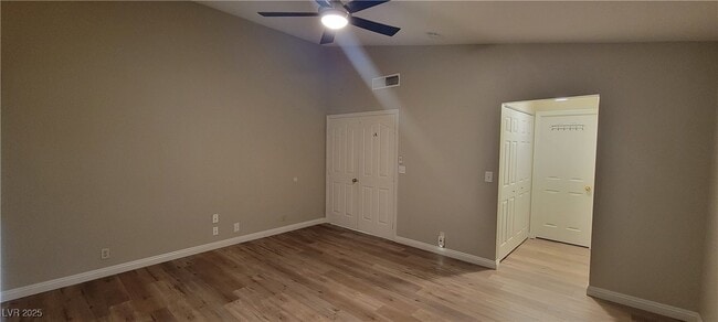 Building Photo - 2701 Beachside Ct