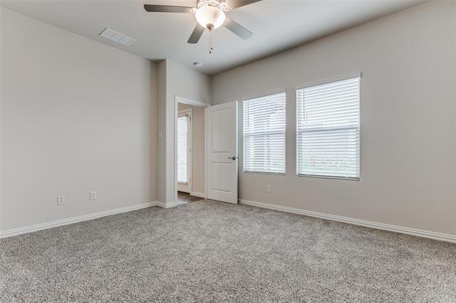 Building Photo - 5011 Bellhurst Dr
