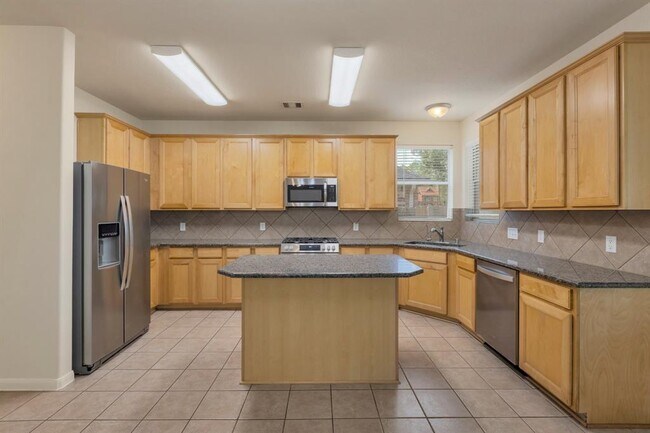 Building Photo - 2712 Park Falls Dr